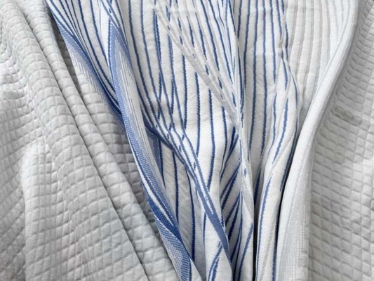 Tissu de matelas tricoté 100% polyester ignifuge de haute qualité textile à la maison de mode