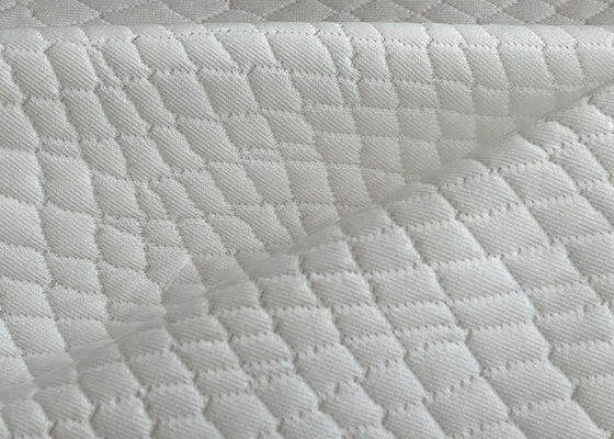 Rétrécissement 100% de polyester de tissu de coutil de matelas de couverture d'édredon résistant